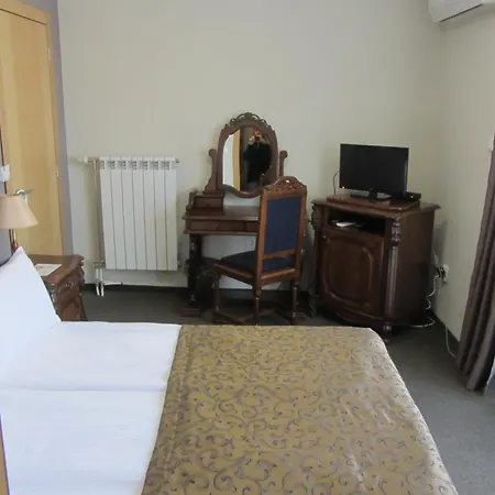 Perfect Hotel 3*