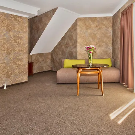 Perfect Hotel 3*