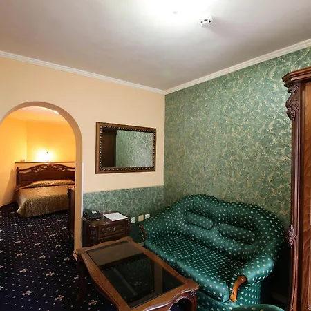 Perfect Hotel 3*