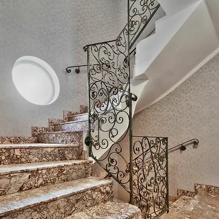 Perfect Hotel Varna