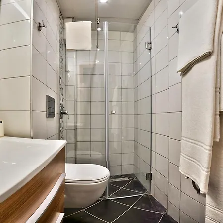 перфект Варна